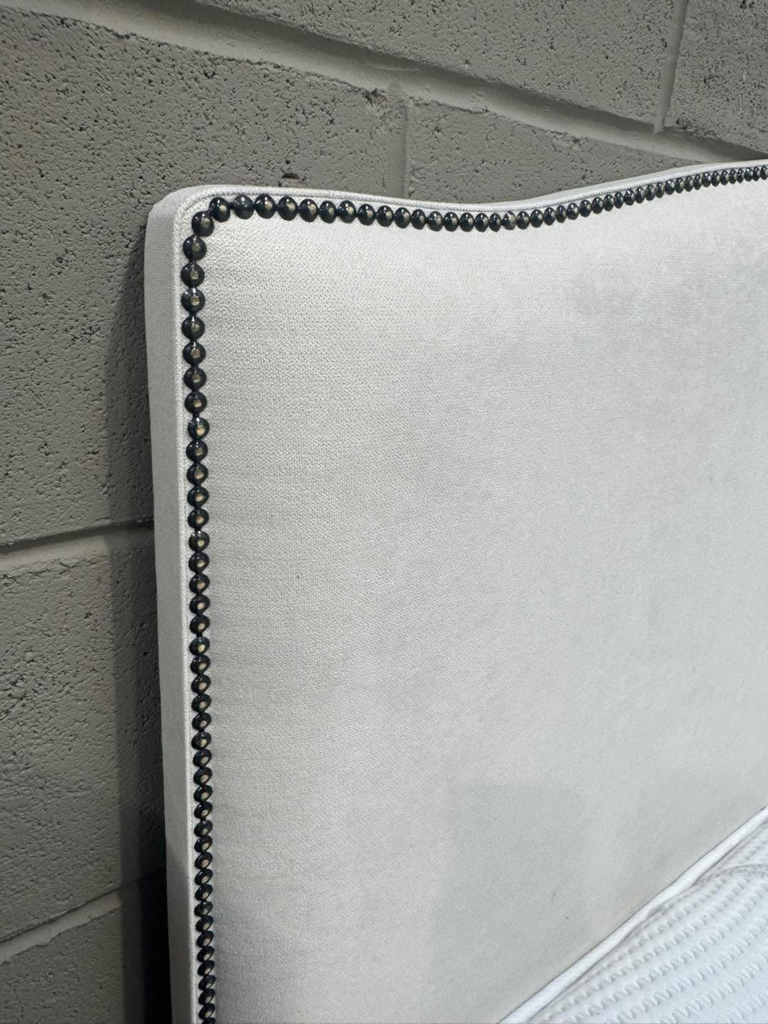 New Lola Curve Double Bed Bundle