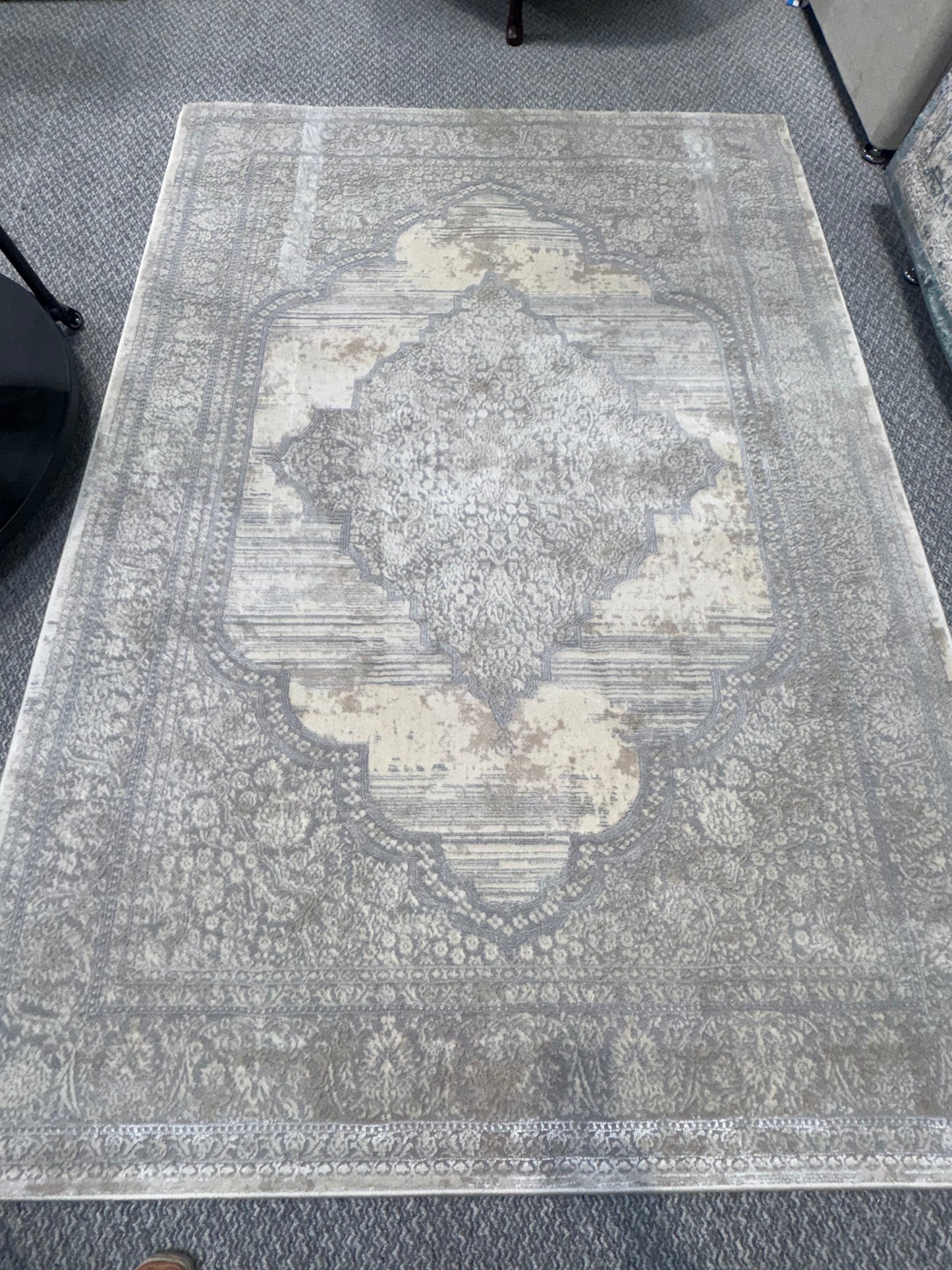 Egyptian Luxury Traditional Rug