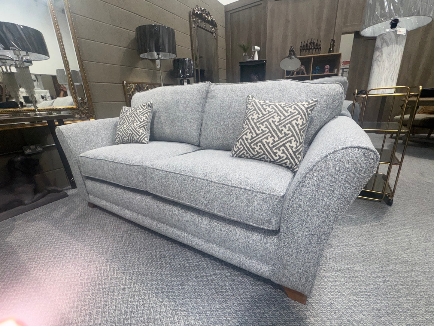 Lottie Suite 3 + 2 Set